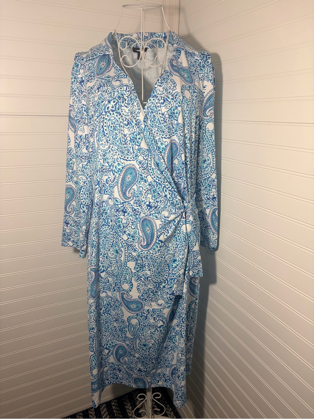 Talbots Teal and Navy Paisley Top - Picture 4 of 11